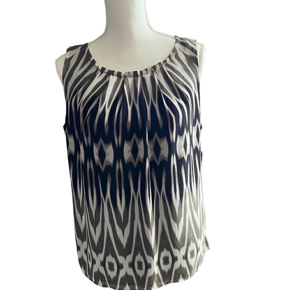 Chaus Women’s Sleeveless Blouse - Size 10 - Camel/Wild Harvest Pattern NWT